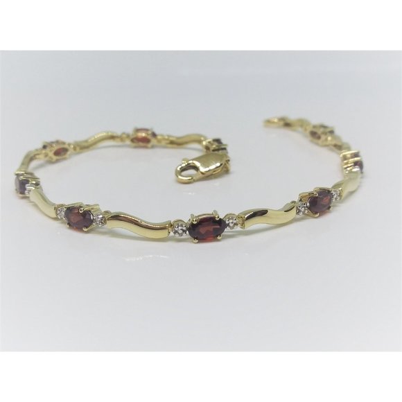 10k Yellow Gold Natural Garnet Link Bracelet - Picture 7 of 7